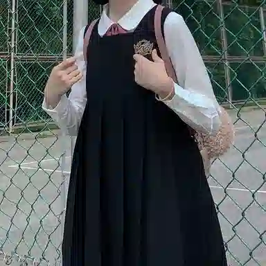 东鲸岁时记 圆领褶皱刺绣无袖连衣裙 女款