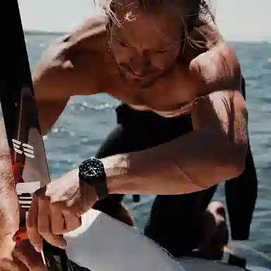 TITONI 600 42mm 83600 C-BL-256