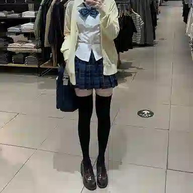 东鲸岁时记 日系复古制服格纹短款百搭学生百褶鲸落半身裙