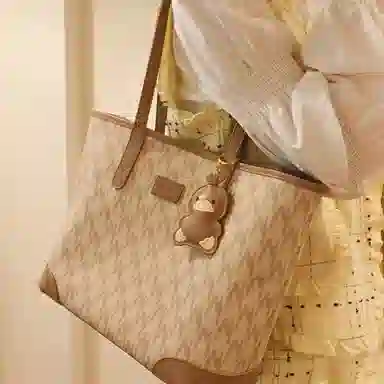 NUCELLE PVC Tote