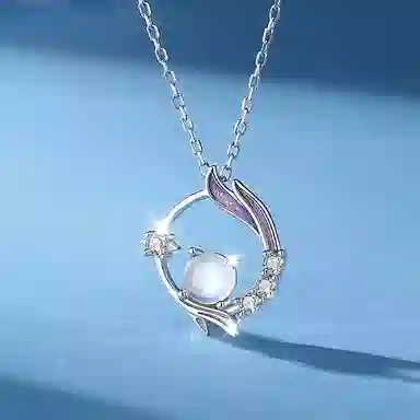 925