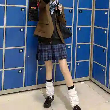 东鲸岁时记 日系复古制服格纹短款百搭学生百褶鲸落半身裙