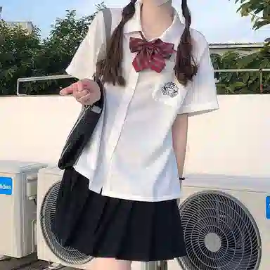 东鲸岁时记 卡通动物图案翻领纯色内搭短袖衬衫 女款 白色