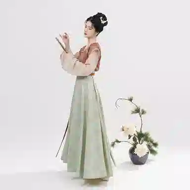 织造司 碧城 唐制拼色印花唐褙子圆领衫八破裙三套装原创汉服 女款