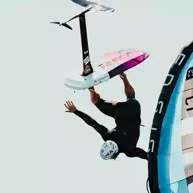 TITONI 600 42mm 83600 C-BK-256