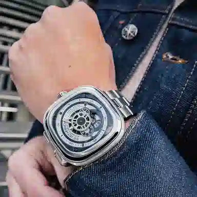 SEVENFRIDAY P 30 47.6mm*47mm P1B01M