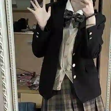 东鲸岁时记 格纹褶皱高腰短款高腰半身裙 女款