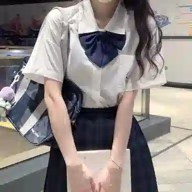 东鲸岁时记 卡通动物图案翻领纯色内搭短袖衬衫 女款 白色