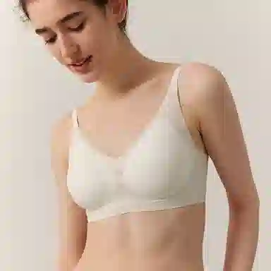 弗利少女 纯色果冻胶软支撑无痕内衣小胸有型无钢圈文胸 女款