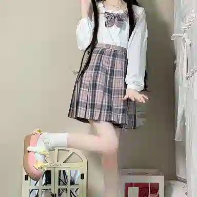 东鲸岁时记 日系格纹百褶半身裙 女款