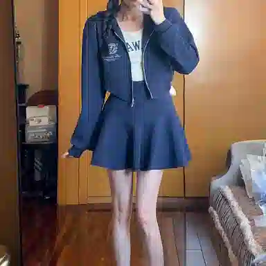 东鲸岁时记 字母印花休闲制服套装 女款