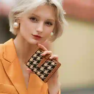 妙迪 小众设计小巧精致高级感小香风 棉 零钱包卡包短款钱包 小号 女款 棕色