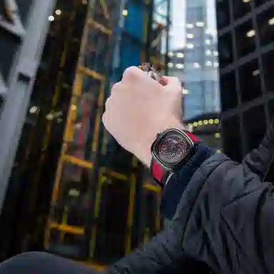 SEVENFRIDAY T 30 45.6mm T305