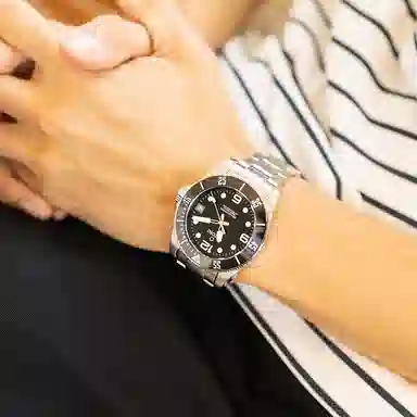 TITONI 600 42mm 83600-S-BK-256