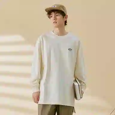 AMBER LIGHT Logo Print Long Sleeve Tee