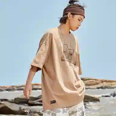 AMBER LIGHT T
