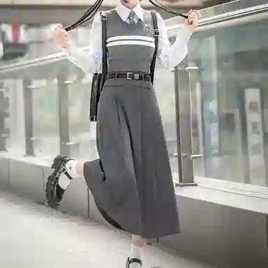 兔半眠 学院风马甲衬衫半身裙制服套装 女装 灰色