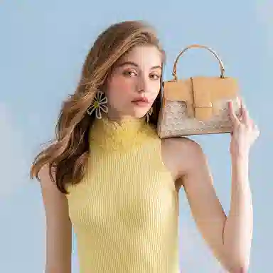 VANESSA HOGAN VH ins