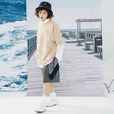 nautica white sail logoT