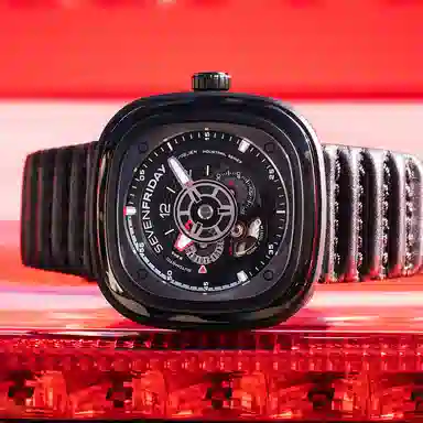 SEVENFRIDAY P3C/02L
