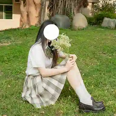 兔半眠 格纹短款百褶制服裙装制服 女款 浅绿色