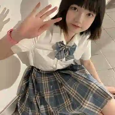 东鲸岁时记 纯色制服短袖衬衫 女款 白色