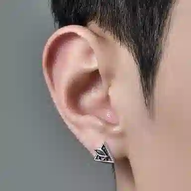 MYSH Silver Horus Eye Stud Black