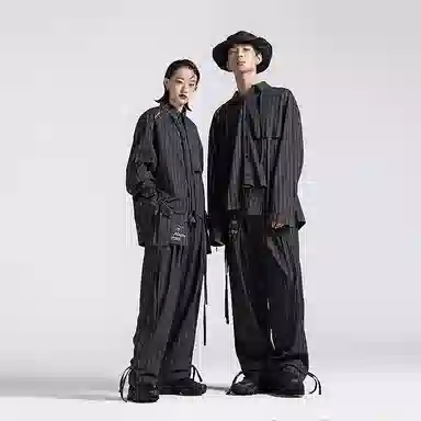 Huànxiàngzhě Unisex Dark Stripe Shirt Black