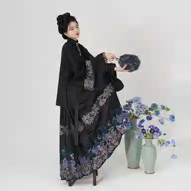 织造司 曲径幽兰 原创立领琵琶袖短袄通勤马面裙秋冬日常明制汉服 女款 黑色