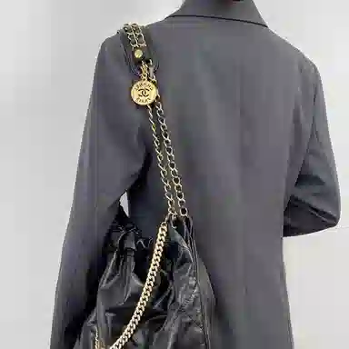 CHANEL22bag