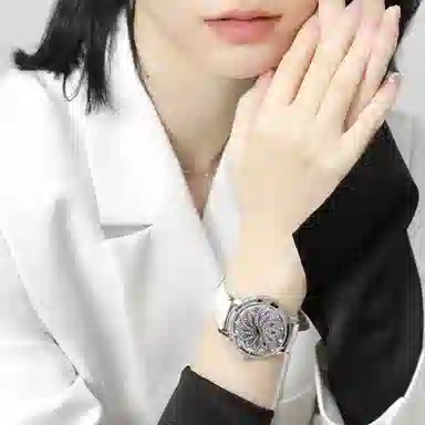 VRQ L15 Quartz Watch