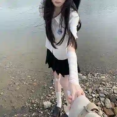 东鲸岁时记 纯色制服短袖衬衫 女款 白色