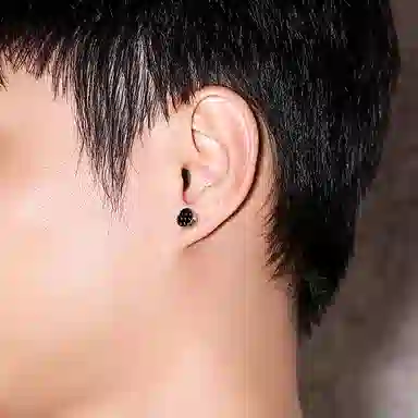 恋朵 时尚潮流简约百搭钛钢罗马数字中性耳饰 耳钉 男女同款情侣款