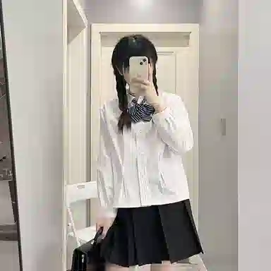 东鲸岁时记 纯色翻领单排扣长袖 紫川附中衬衫 女款