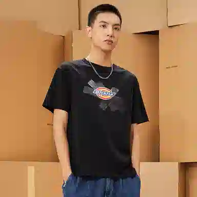 Dickies T