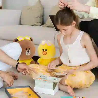 E-STRONG x LINE FRIENDS