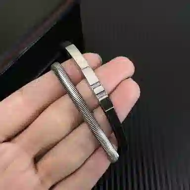 肯默钛钢蛇骨手链 个性街头手环  嘻哈双层 简约磁吸开口 男款 银黑色