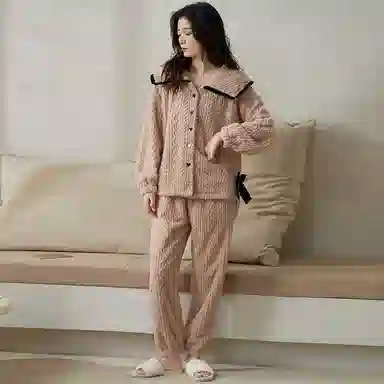 小情歌 珊瑚绒睡衣 冬季 加绒加厚保暖御寒家居服 女款  杏色