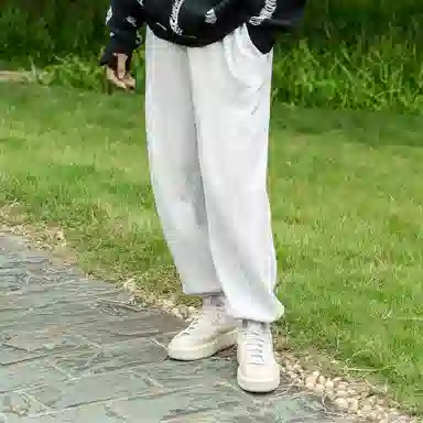 New Balance 302 Grey White