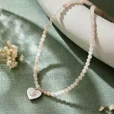 DAISY BEAUTY Necklace