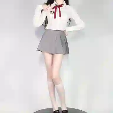 九条喵 长徽章领绳超短款修袖衬衫