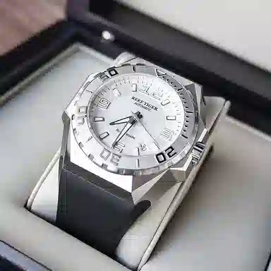 REEF TIGER RGA6903X-JBB