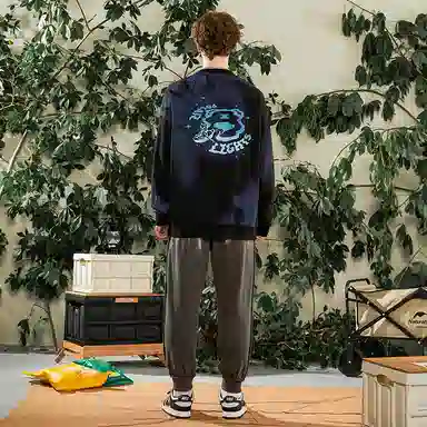 LAMLICKA Gradient Letter Crewneck Sweatshirt