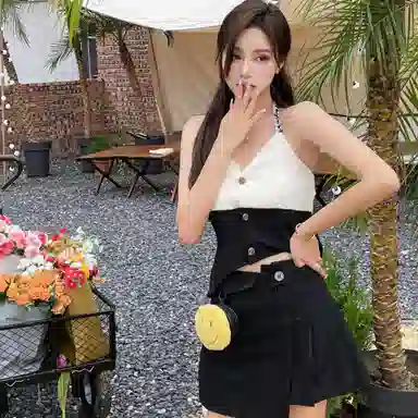 13 DEMARZO x SMILEY SMILEY