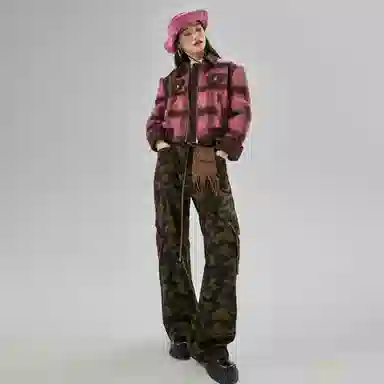 EPTISON WOMAN
