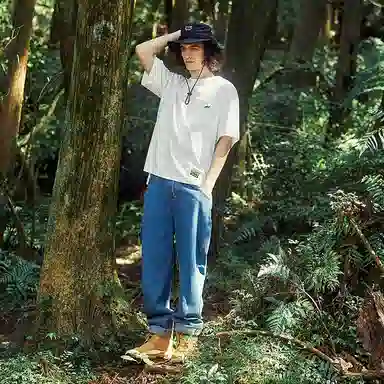 STAYREAL STAY WILD LogoT