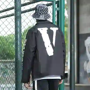 VLONE VLogo