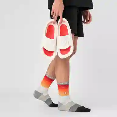 UZIS x XH55 THE STEP