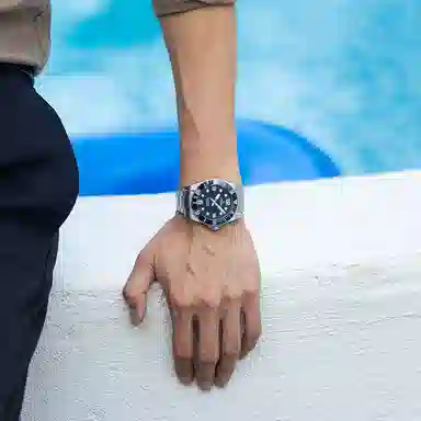 TITONI 600 42mm 83600-S-BK-256