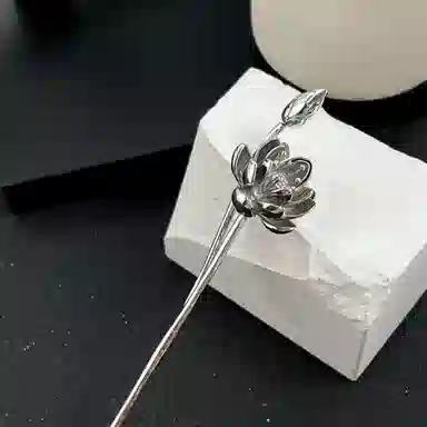 指尖瑰宝 复古 并蒂莲莲花 发簪 女款